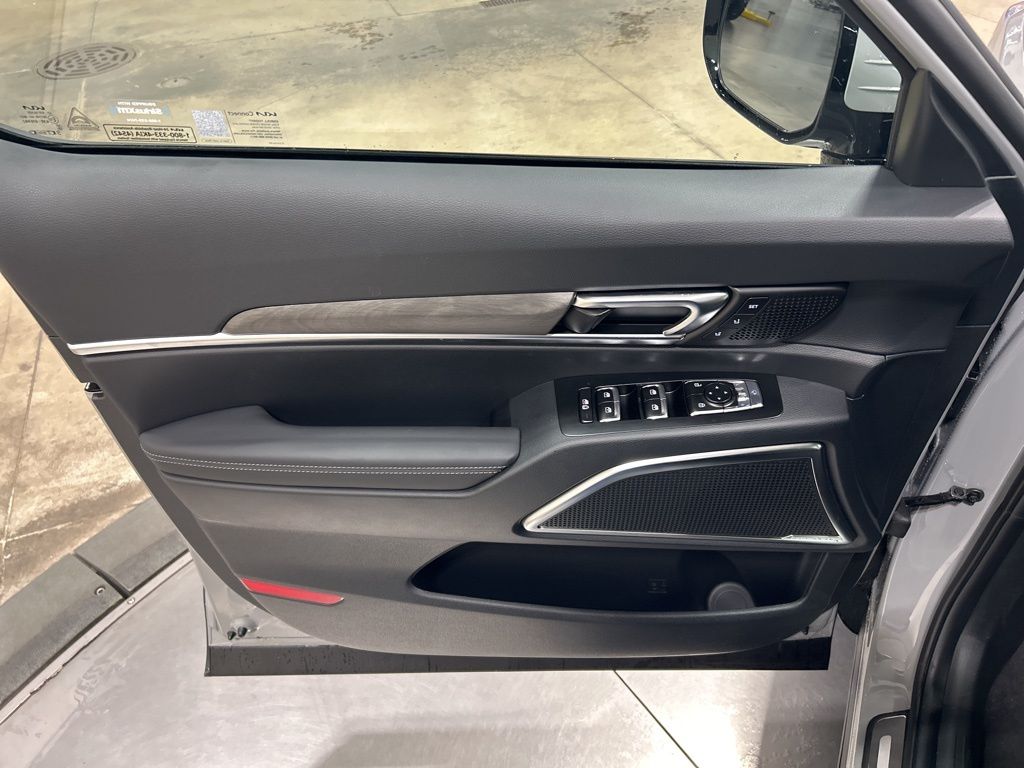 new 2025 Kia Telluride car, priced at $50,043