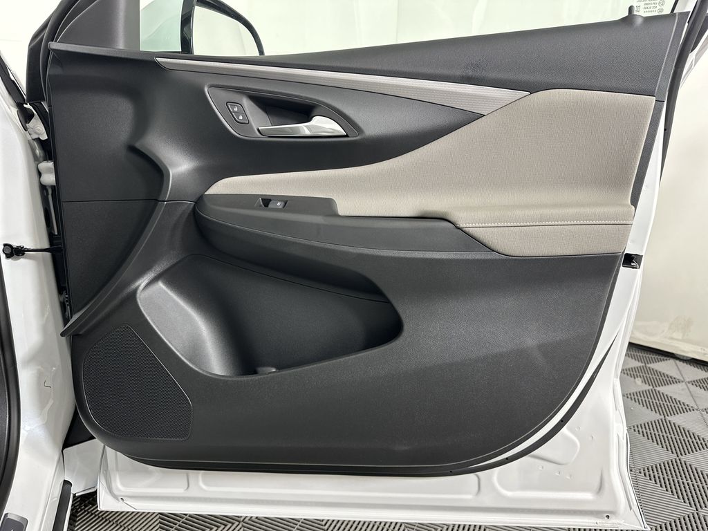 new 2025 Buick Envista car, priced at $30,095