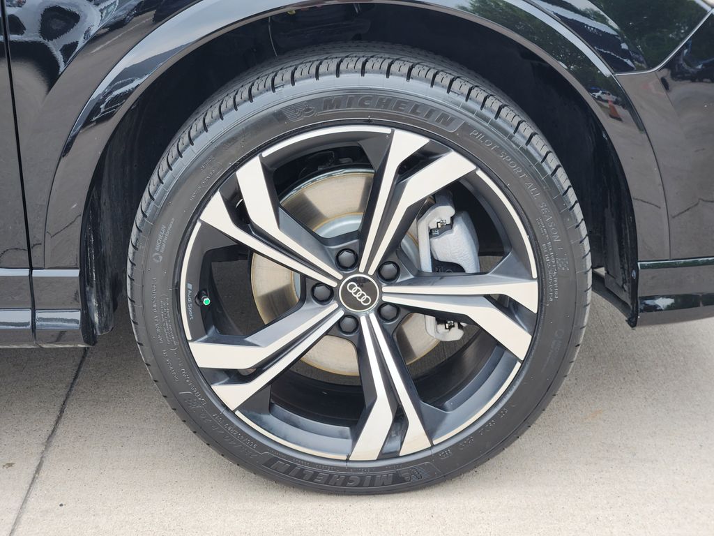 used 2024 Audi Q3 car, priced at $35,851