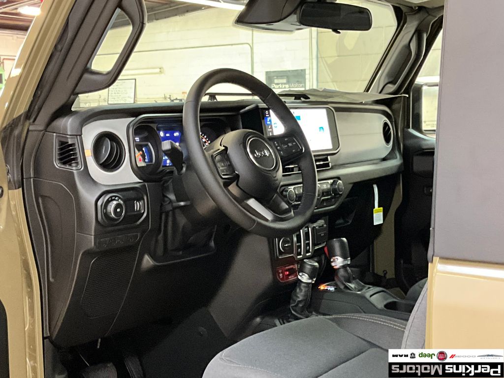new 2025 Jeep Wrangler car, priced at $48,381