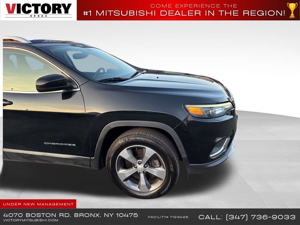 used 2019 Jeep Cherokee car, priced at $14,555