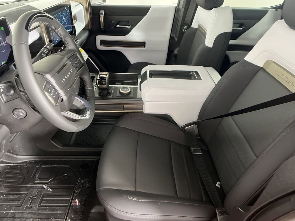 new 2025 GMC Hummer EV Pickup car, priced at $91,690