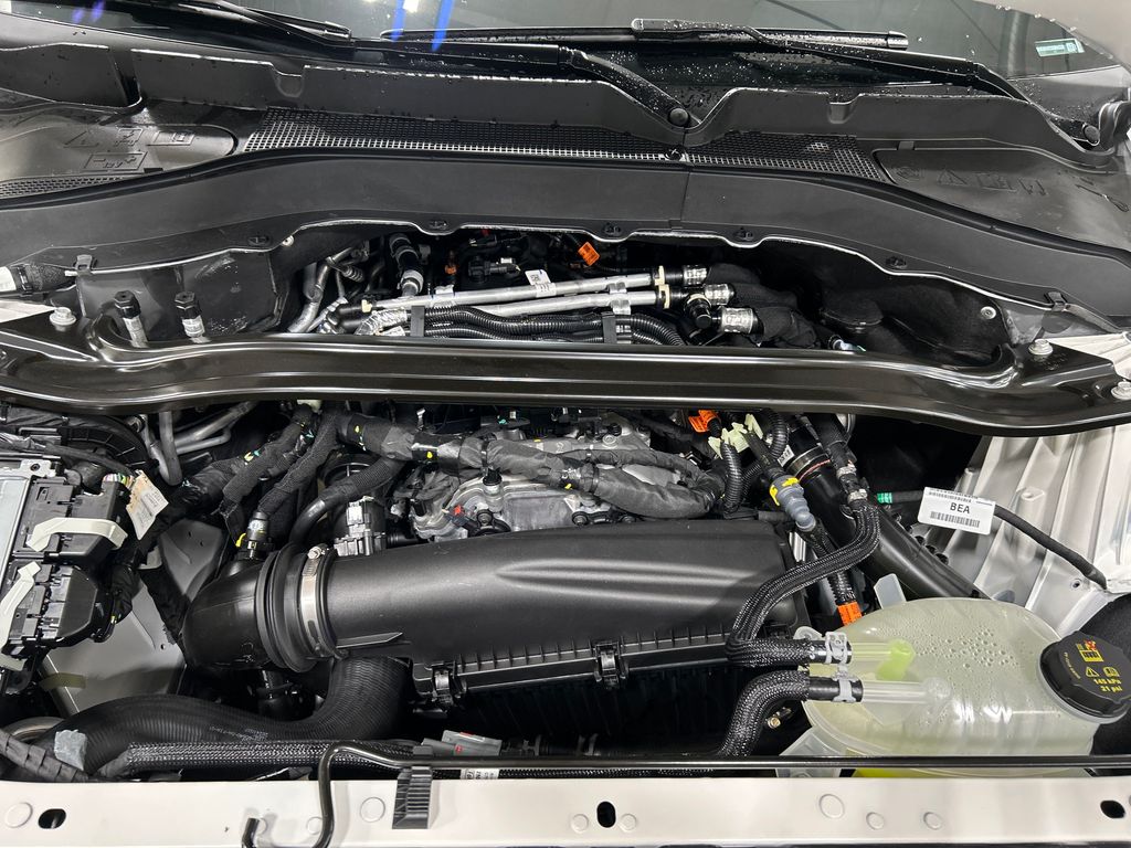 new 2025 Ford Explorer car, priced at $50,310