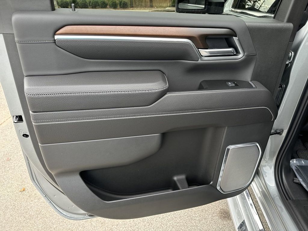 new 2025 GMC Sierra 2500HD car, priced at $86,009