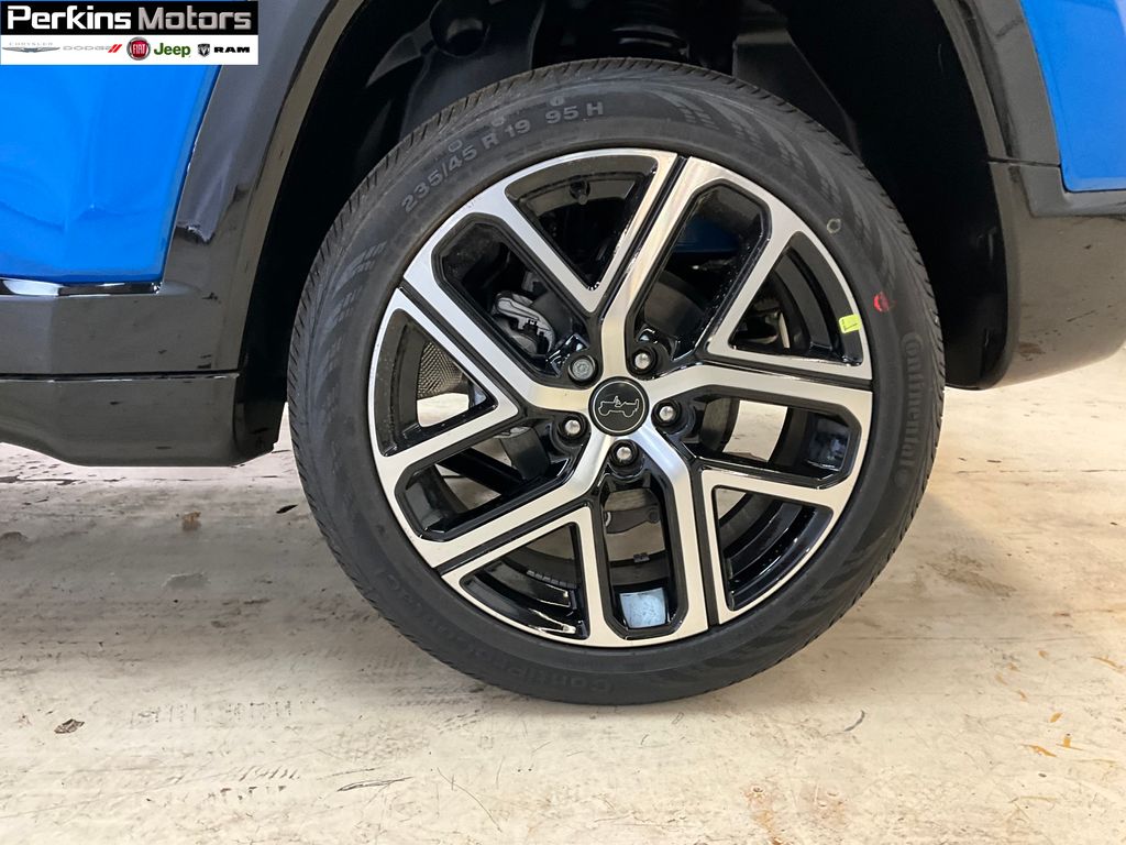 new 2025 Jeep Compass car, priced at $36,388