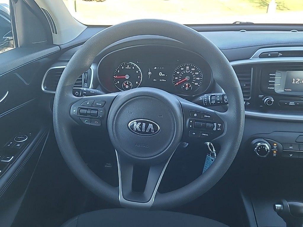 used 2016 Kia Sorento car, priced at $14,404