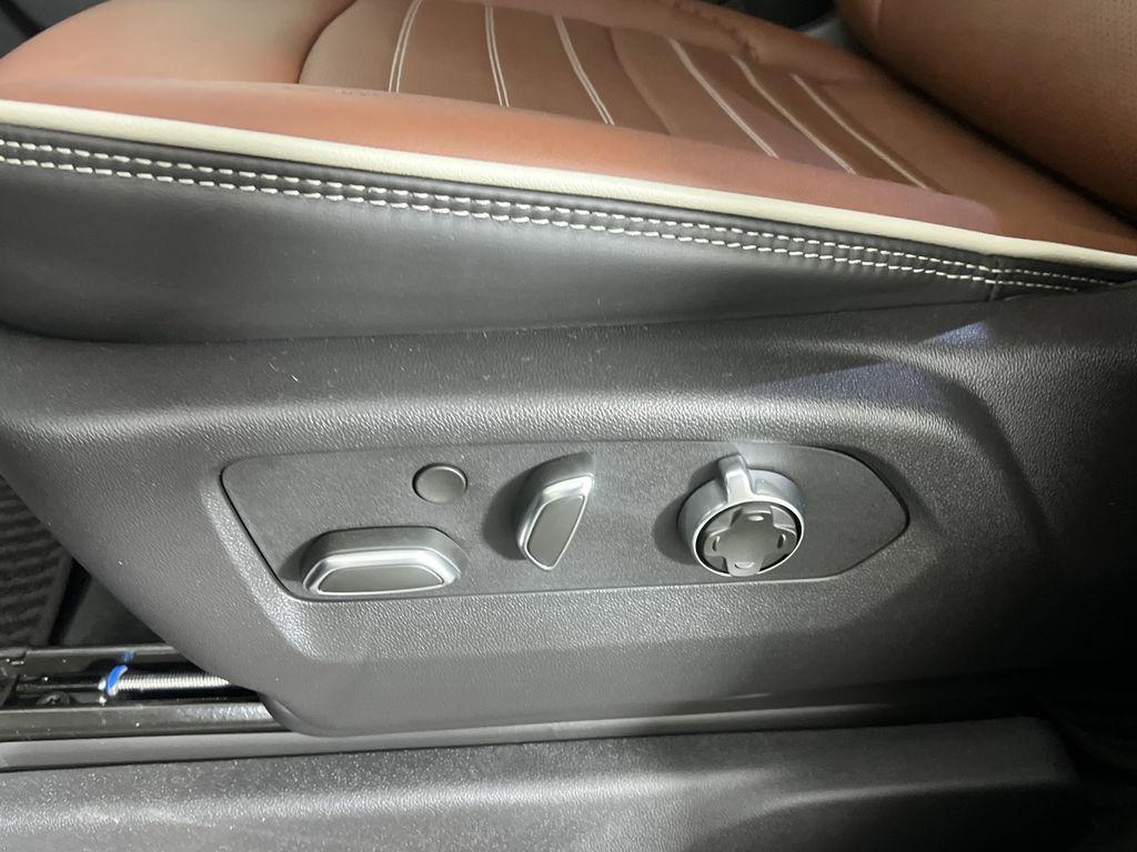 new 2025 GMC Sierra 1500 car, priced at $78,239