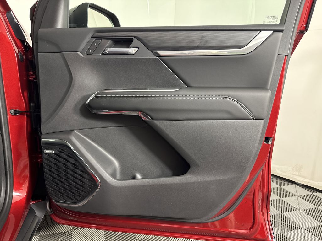 new 2025 GMC Acadia car, priced at $46,874