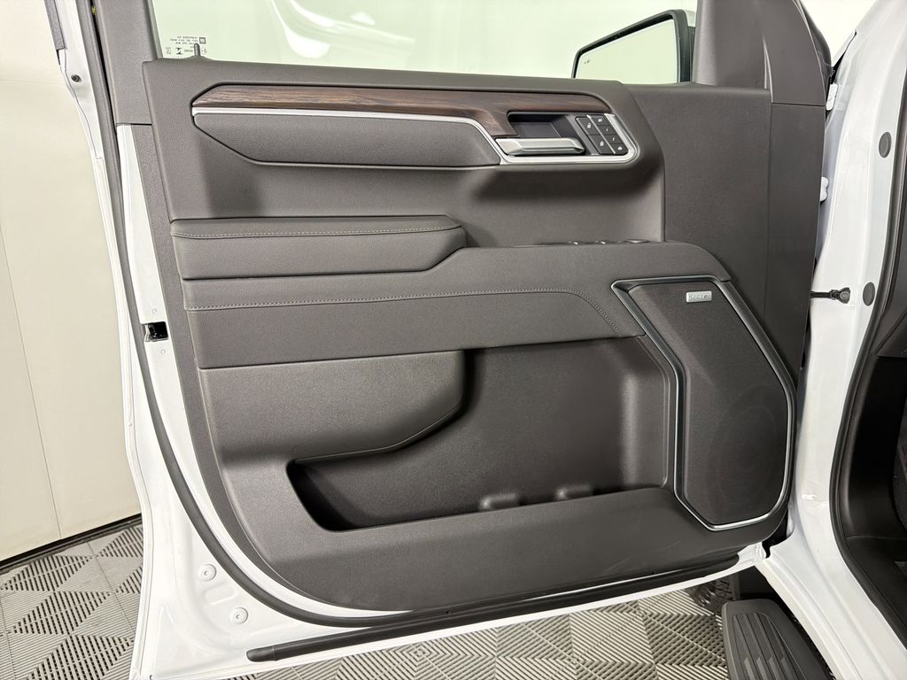 new 2026 GMC Sierra 1500 car, priced at $60,925