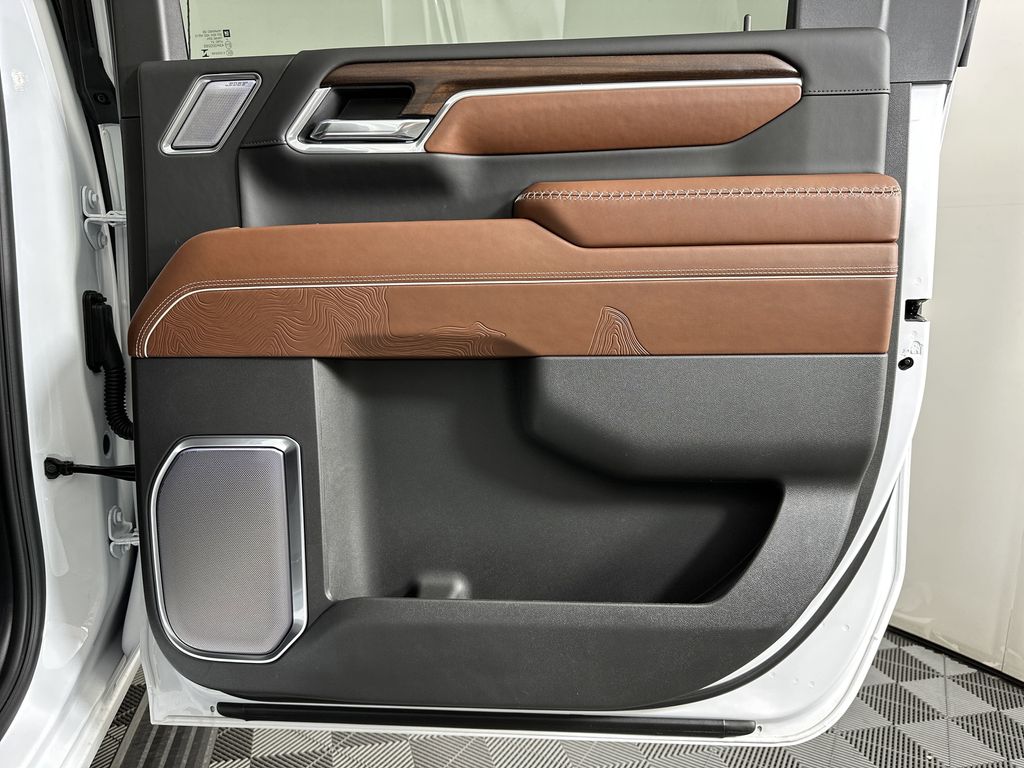 new 2025 GMC Sierra 2500HD car, priced at $93,552