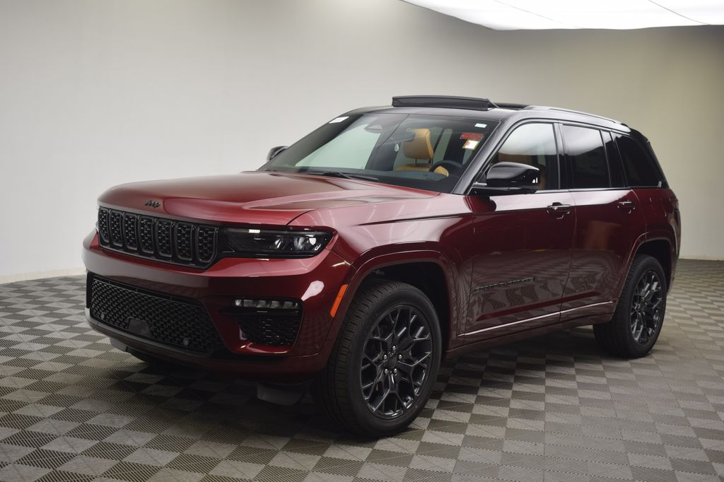 new 2025 Jeep Grand Cherokee car, priced at $61,204