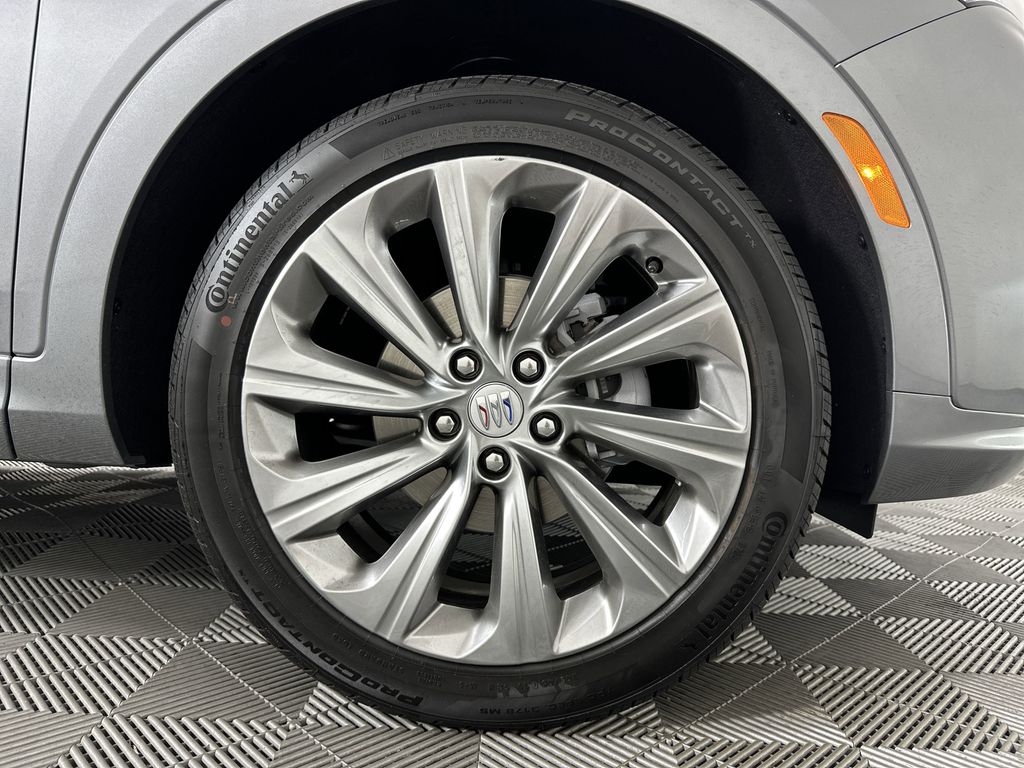 new 2025 Buick Envista car, priced at $31,085