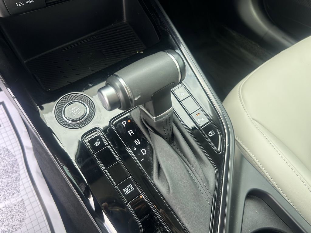 used 2025 Kia Niro car, priced at $23,497
