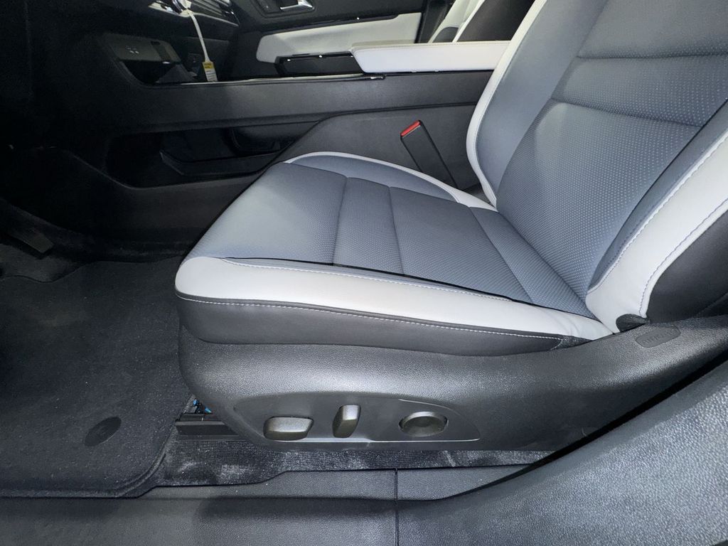 new 2025 Honda Prologue car, priced at $59,805