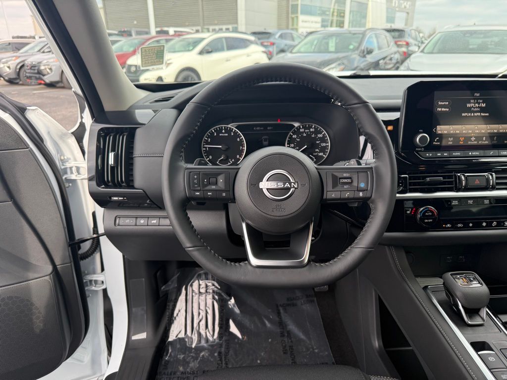 new 2025 Nissan Pathfinder car, priced at $38,776