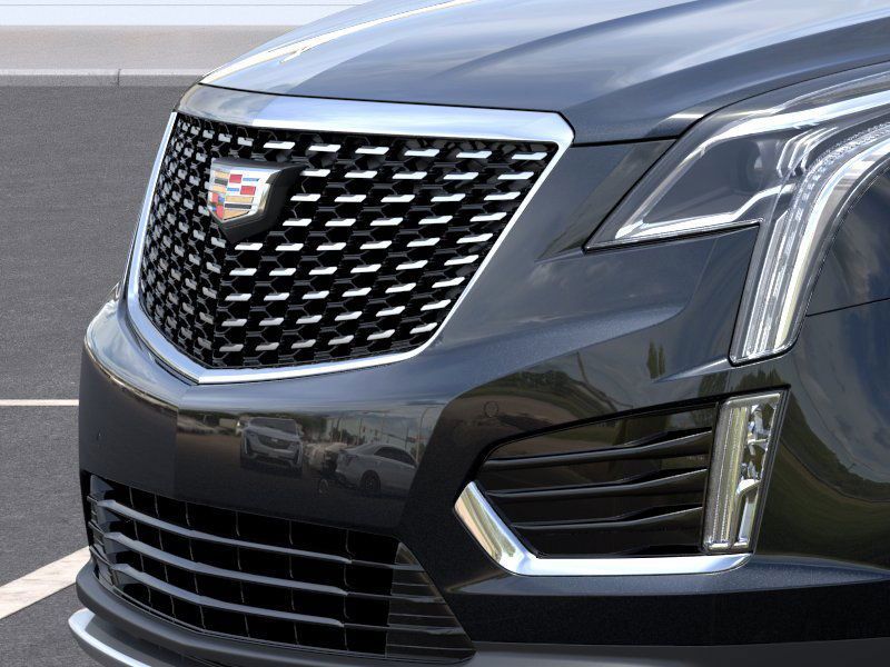 new 2025 Cadillac XT5 car, priced at $55,615