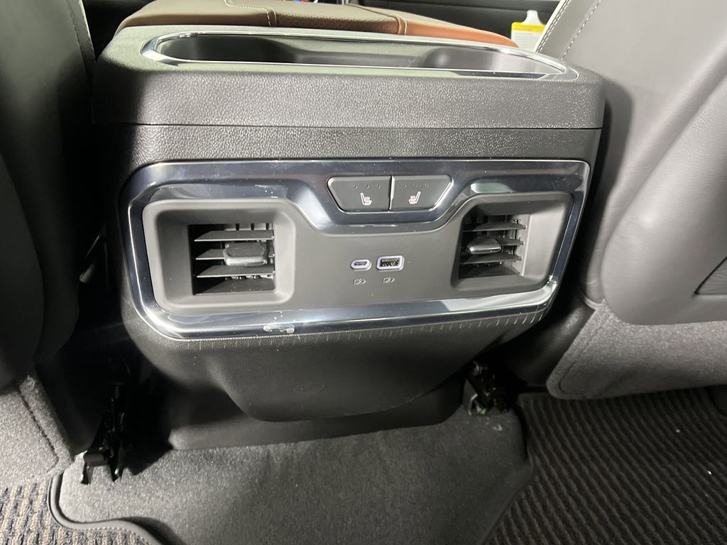 new 2025 GMC Sierra 1500 car, priced at $78,239
