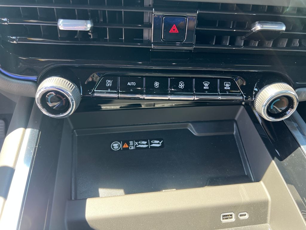 new 2025 Chevrolet Tahoe car, priced at $81,095