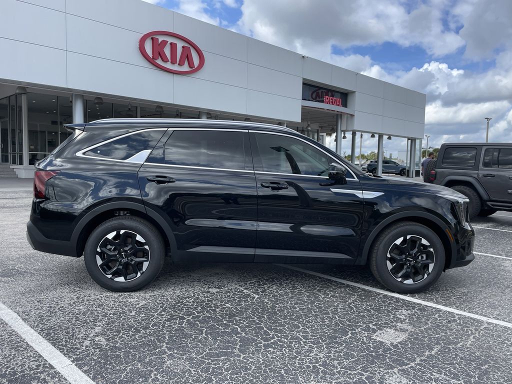 new 2025 Kia Sorento car, priced at $30,697