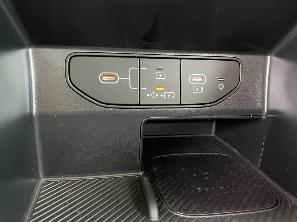 new 2025 Kia Sorento car, priced at $30,697