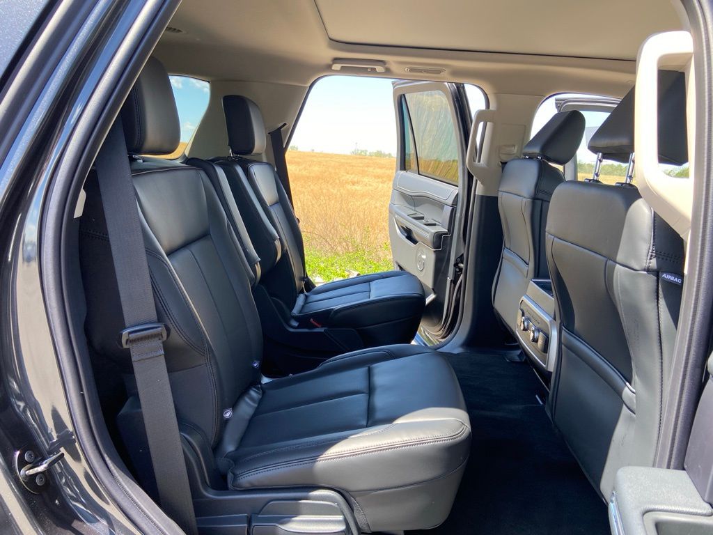 new 2024 Ford Expedition car, priced at $60,271