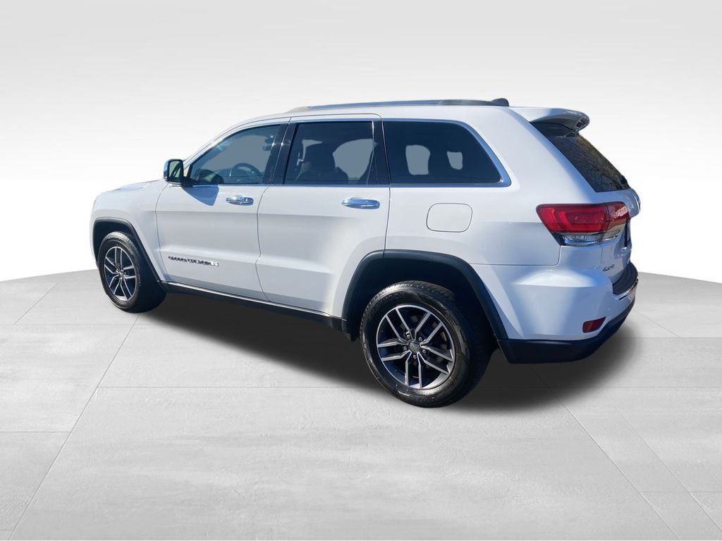 used 2018 Jeep Grand Cherokee car, priced at $17,300