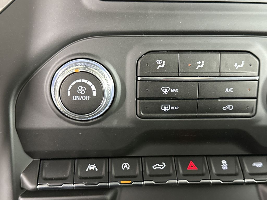 new 2025 GMC Sierra 1500 car, priced at $33,145