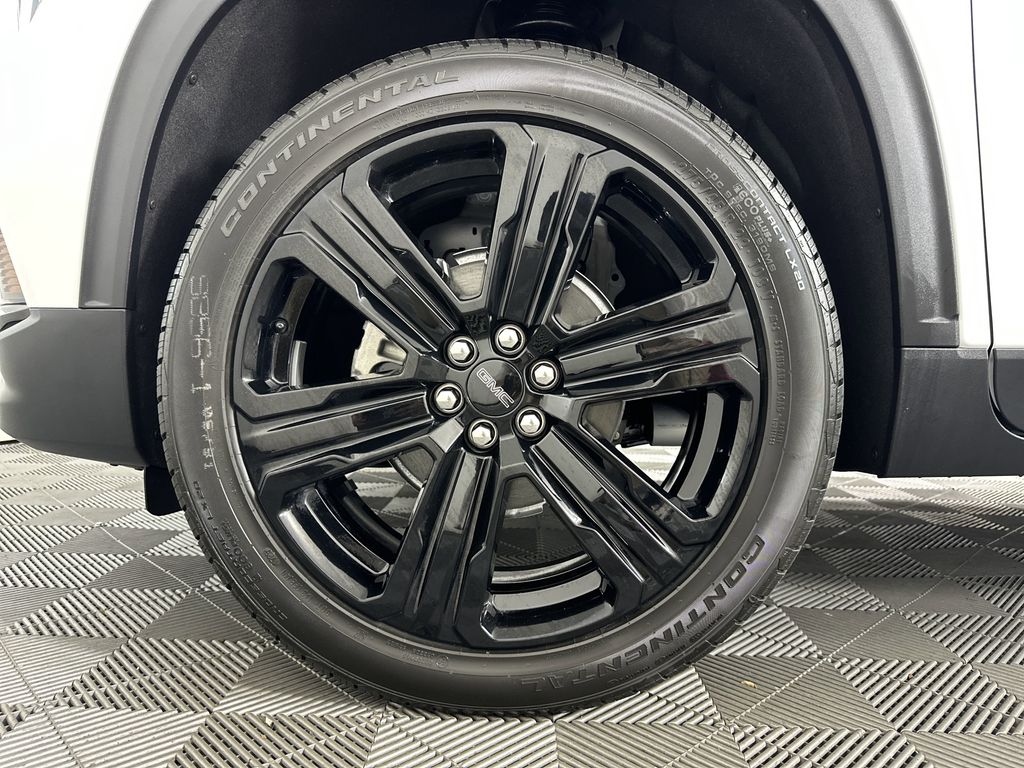 new 2025 GMC Acadia car, priced at $49,830