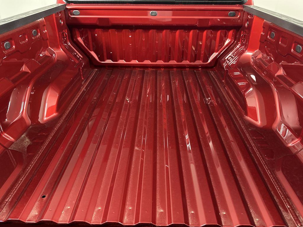 new 2025 GMC Canyon car, priced at $40,995