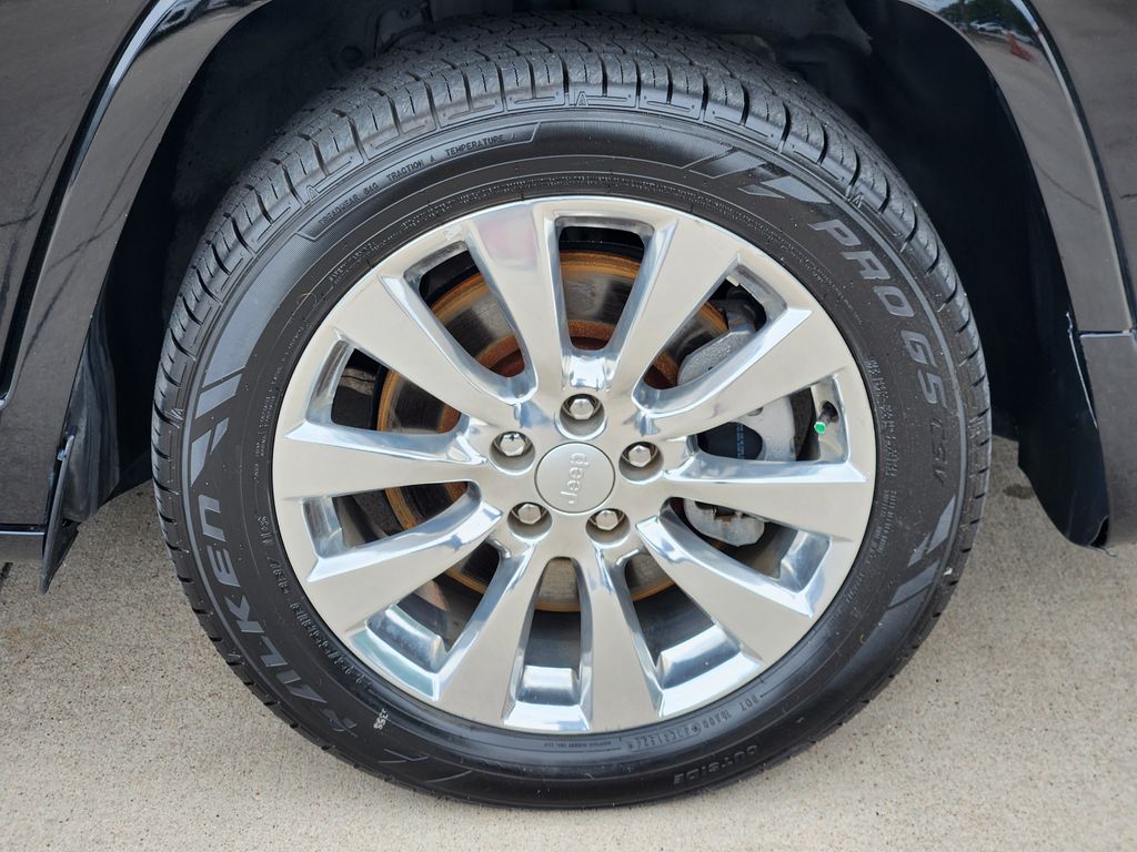 used 2017 Jeep Cherokee car, priced at $17,691