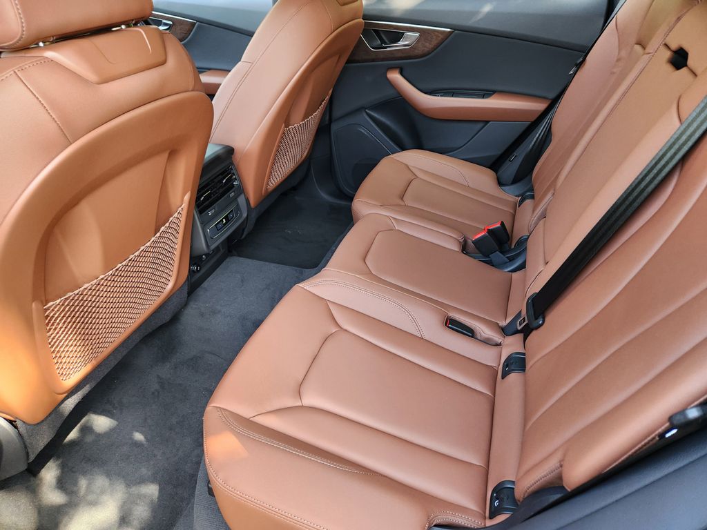 new 2025 Audi Q8 car, priced at $78,865