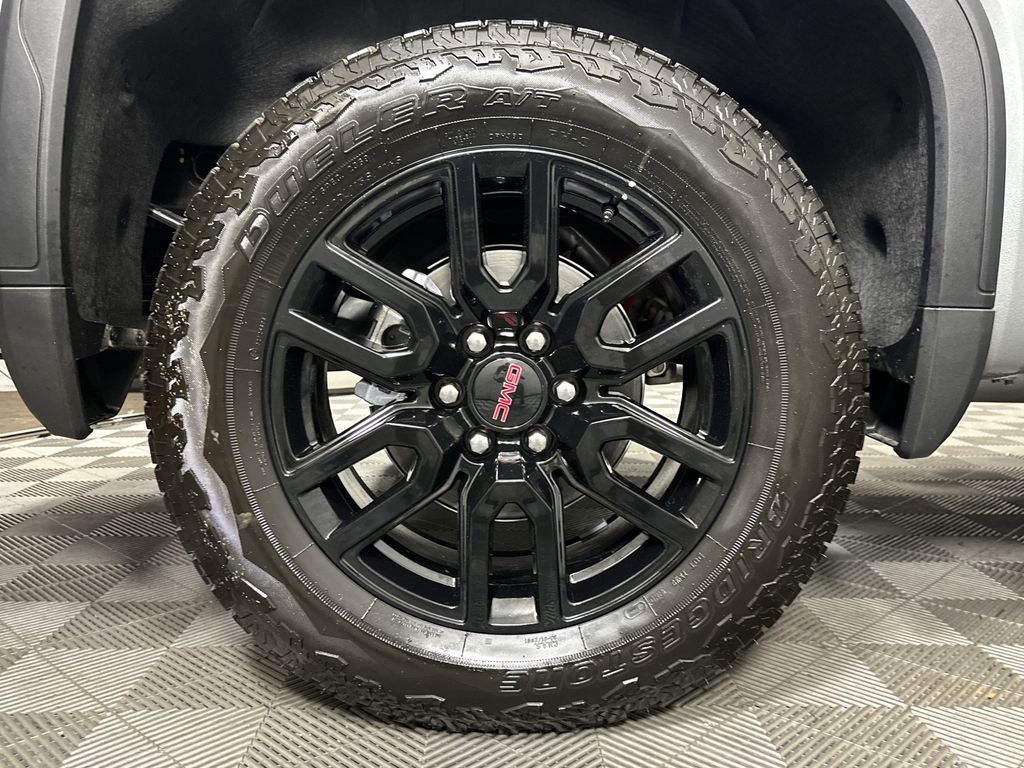 new 2025 GMC Sierra 1500 car, priced at $60,224
