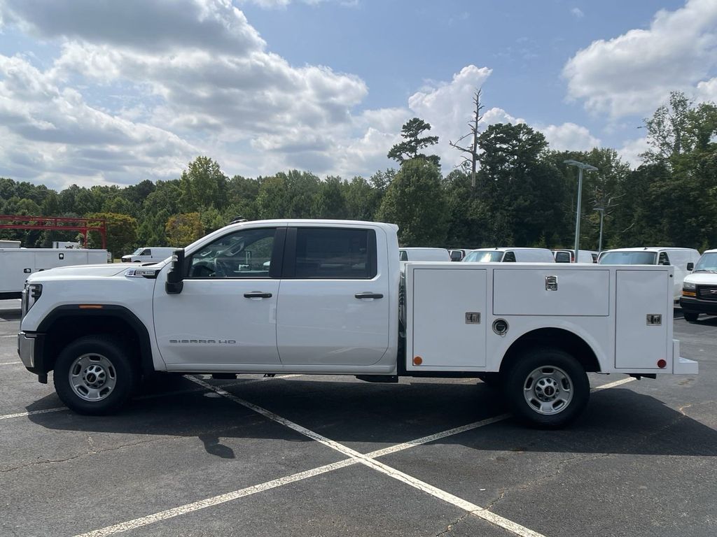 new 2024 GMC Sierra 2500HD car, priced at $46,133