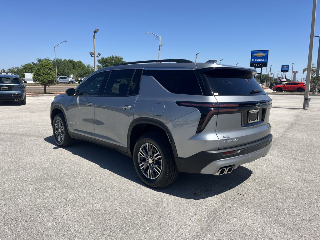 new 2025 Chevrolet Traverse car, priced at $42,384