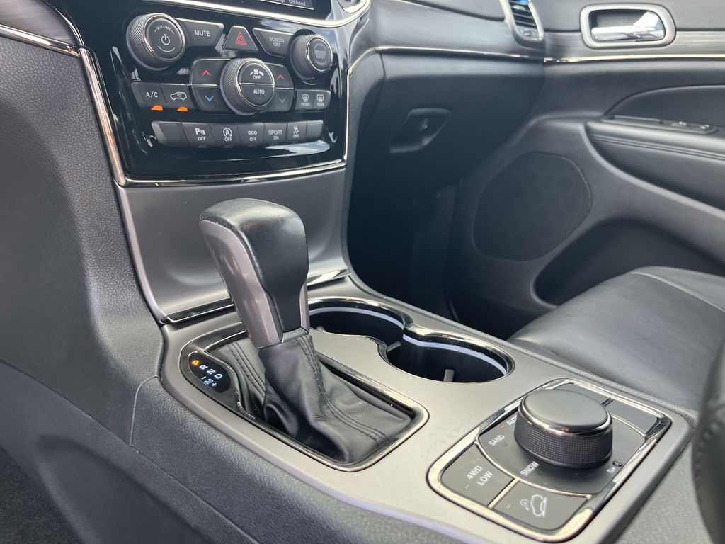 used 2020 Jeep Grand Cherokee car, priced at $25,792