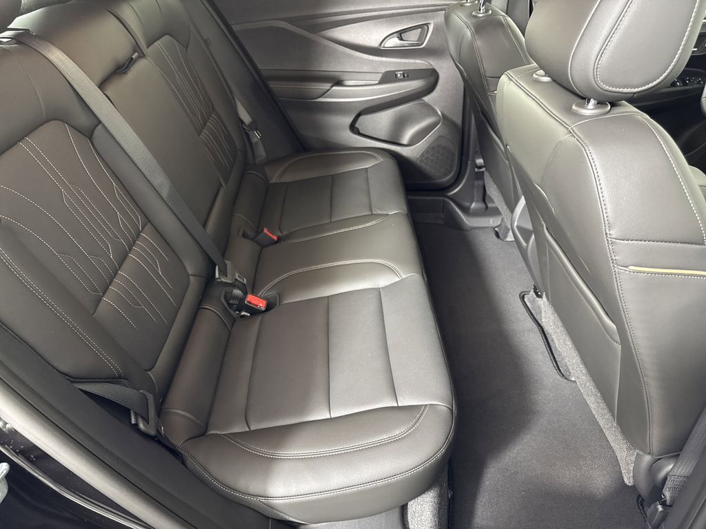 new 2025 Buick Envista car, priced at $31,085