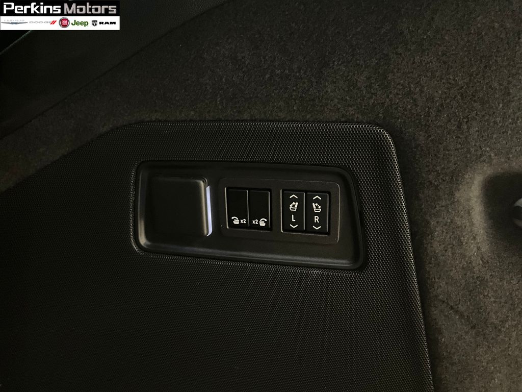 used 2024 Cadillac Escalade car, priced at $79,689