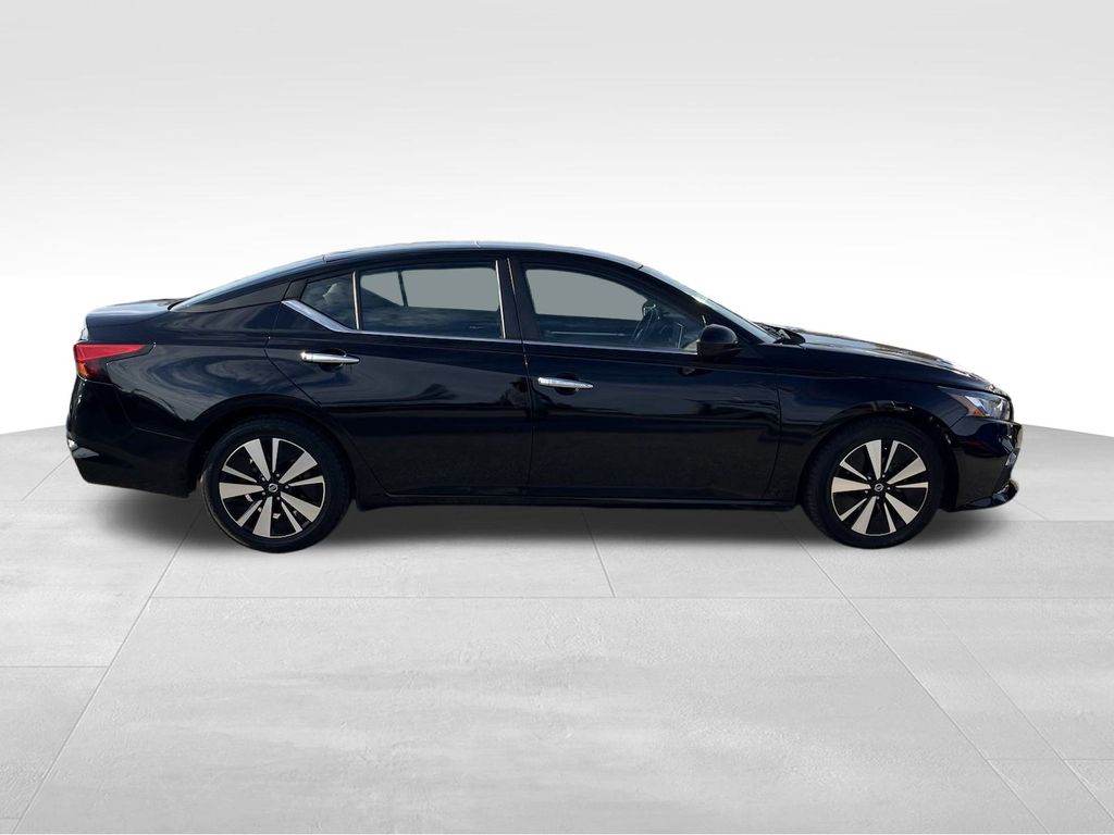 used 2022 Nissan Altima car, priced at $16,492