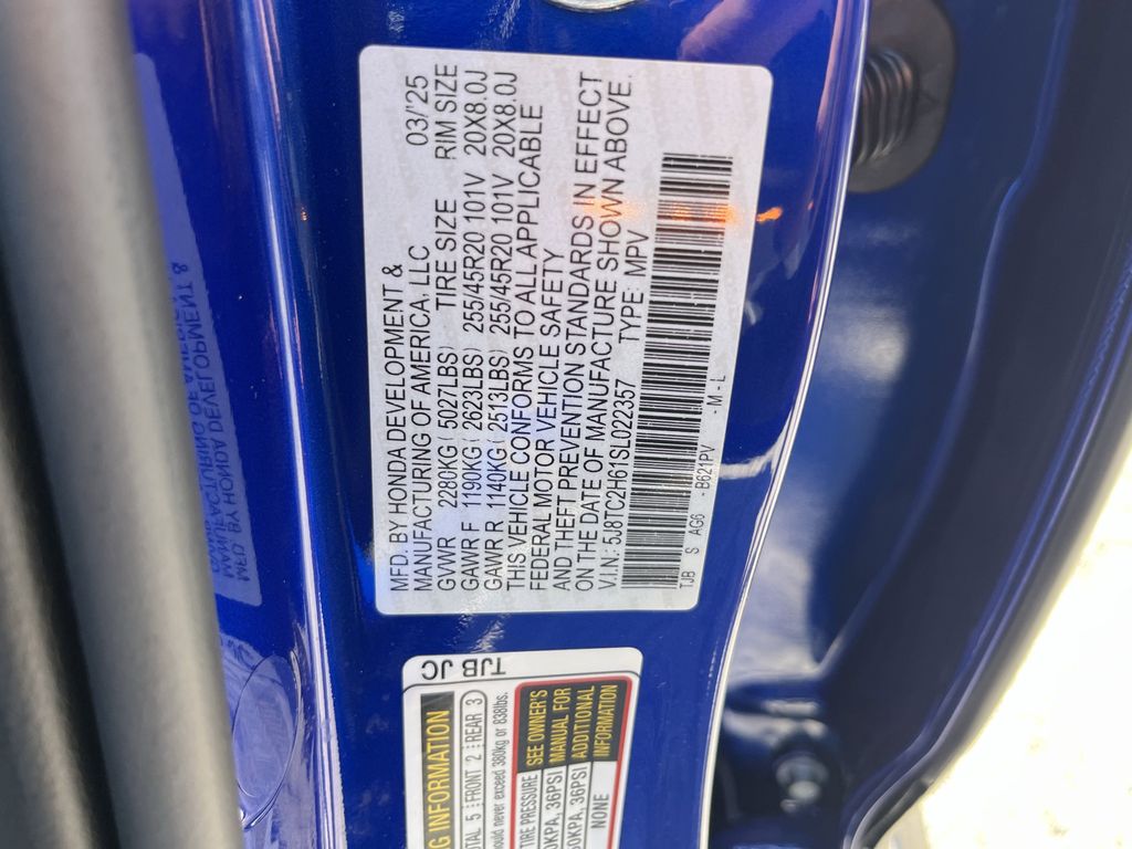 new 2025 Acura RDX car, priced at $52,250
