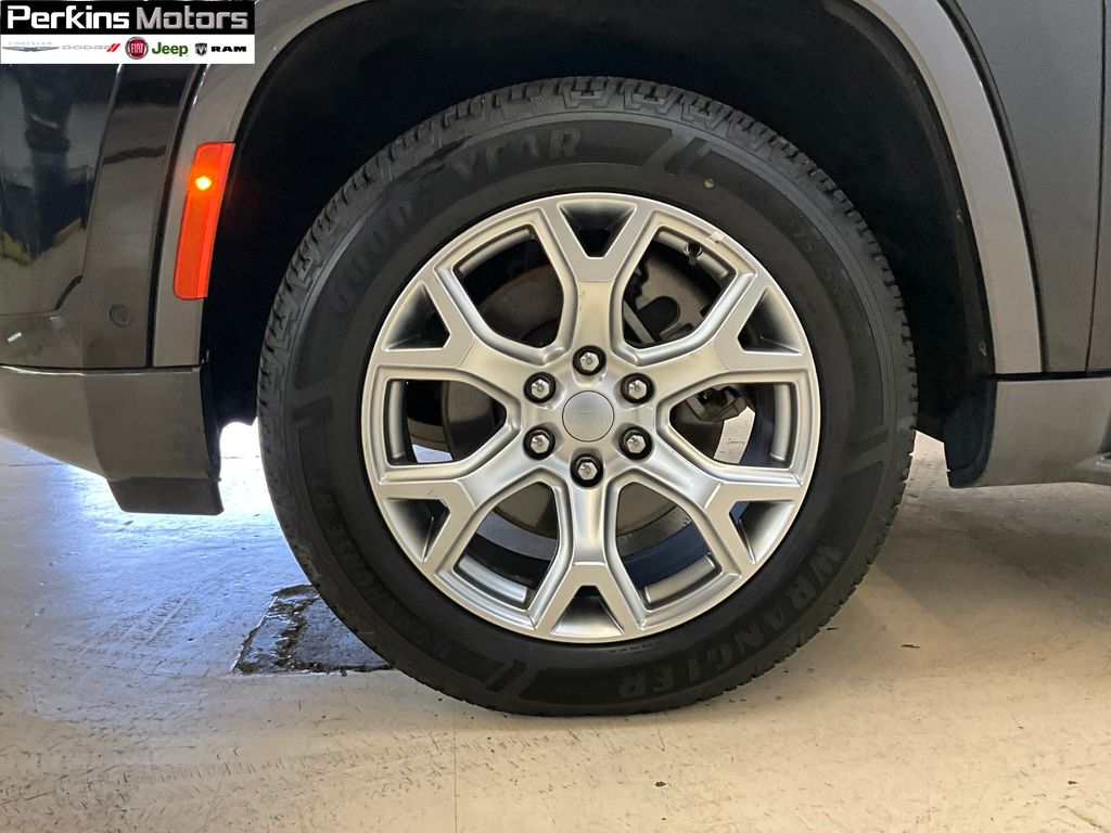 used 2022 Jeep Wagoneer car, priced at $39,572
