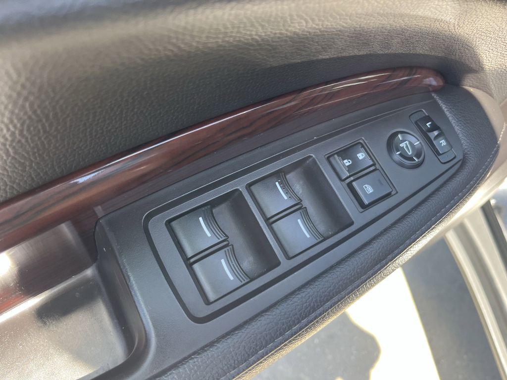 used 2016 Acura MDX car, priced at $6,491