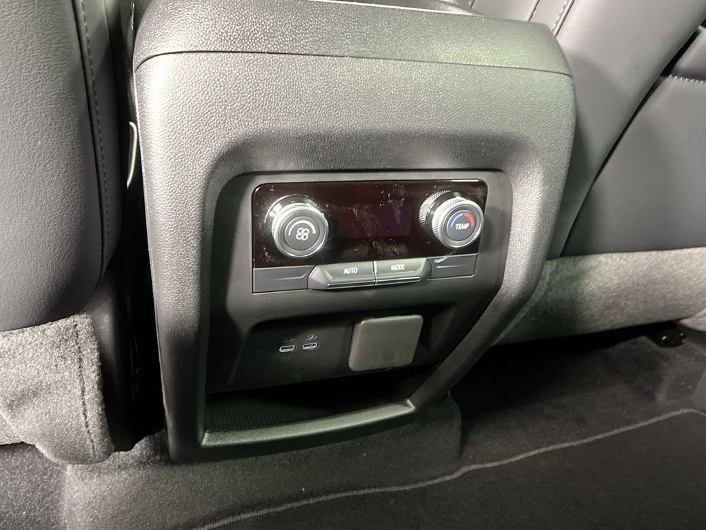 new 2025 Buick Enclave car, priced at $46,530