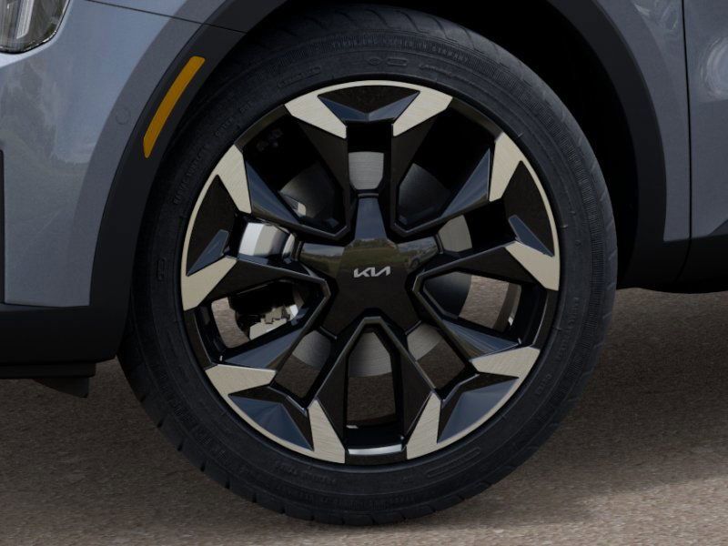 new 2025 Kia Sorento car, priced at $37,306