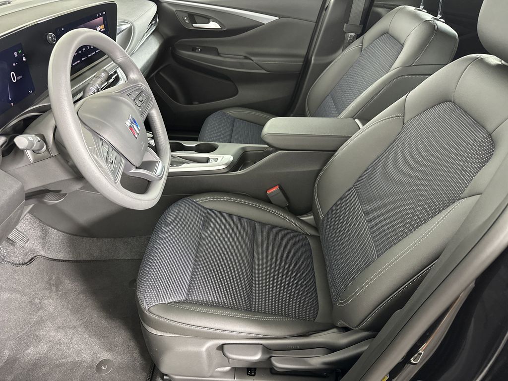 new 2025 Buick Envista car, priced at $25,190
