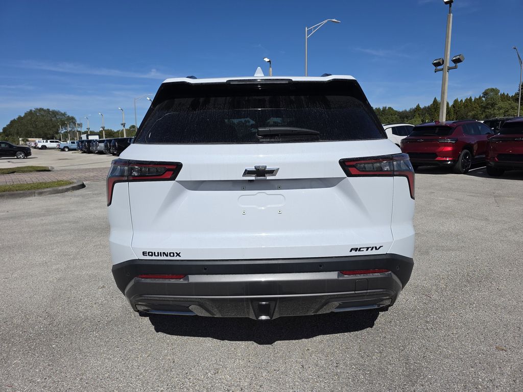 new 2026 Chevrolet Equinox car, priced at $31,895