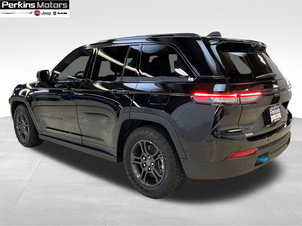 new 2025 Jeep Grand Cherokee car, priced at $65,815