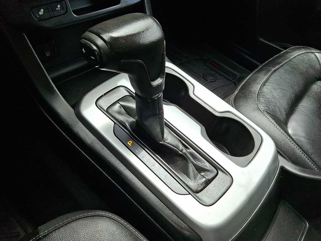 used 2021 Chevrolet Colorado car, priced at $29,995