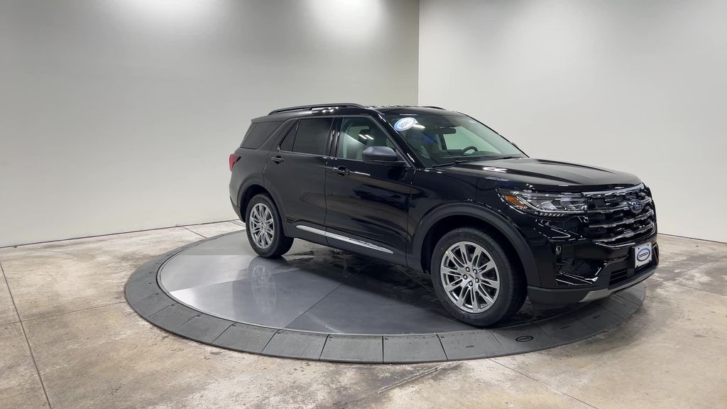 new 2025 Ford Explorer car, priced at $45,826