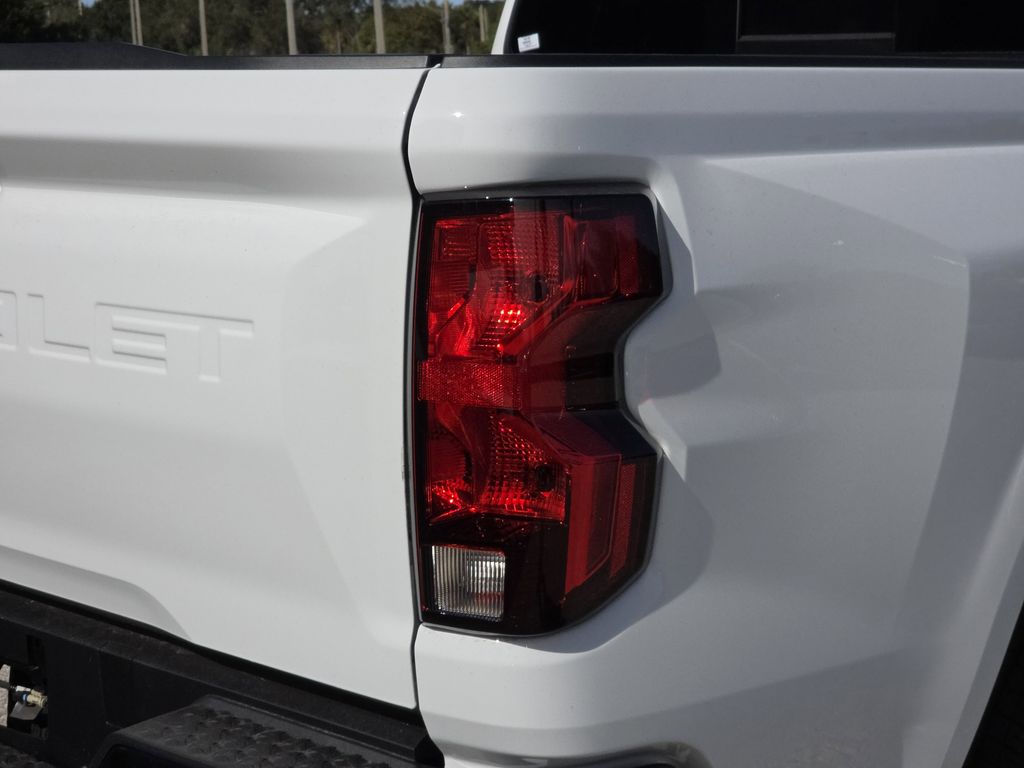 new 2026 Chevrolet Colorado car, priced at $28,800