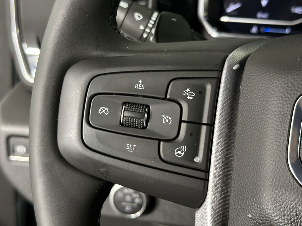 new 2025 GMC Sierra 1500 car, priced at $60,224